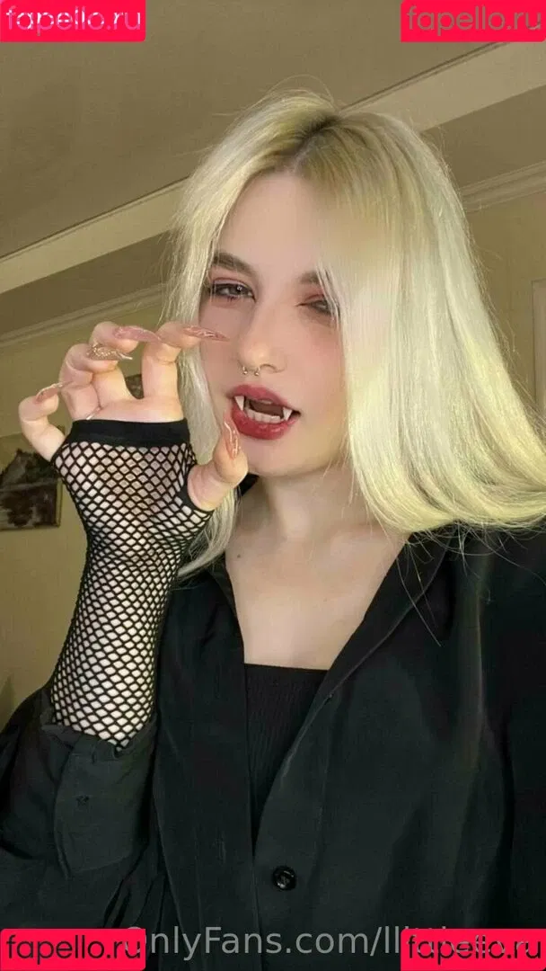 llittleeva Onlyfans Photo Gallery 