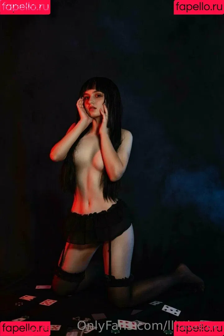 llittleeva Onlyfans Photo Gallery 
