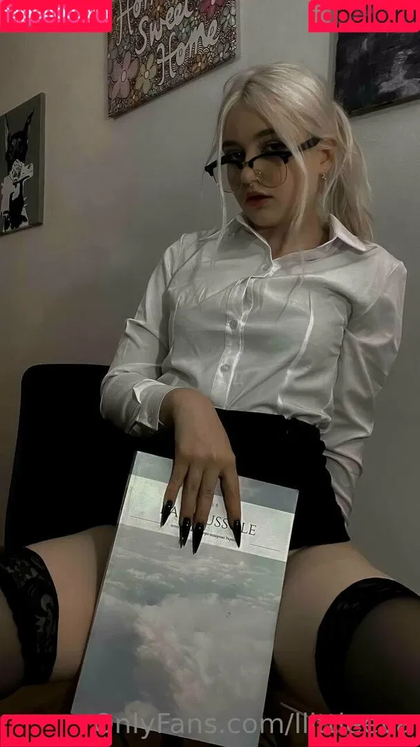 llittleeva Onlyfans Photo Gallery 