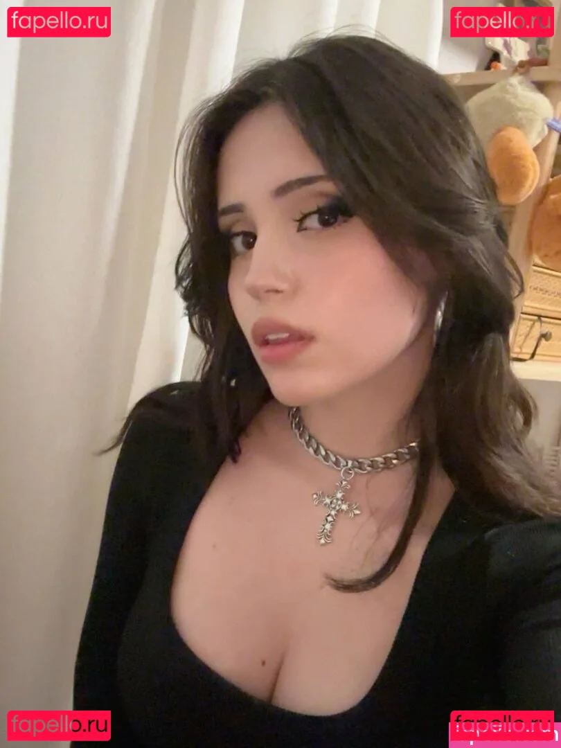 Mia Rodriguez Onlyfans Photo Gallery 