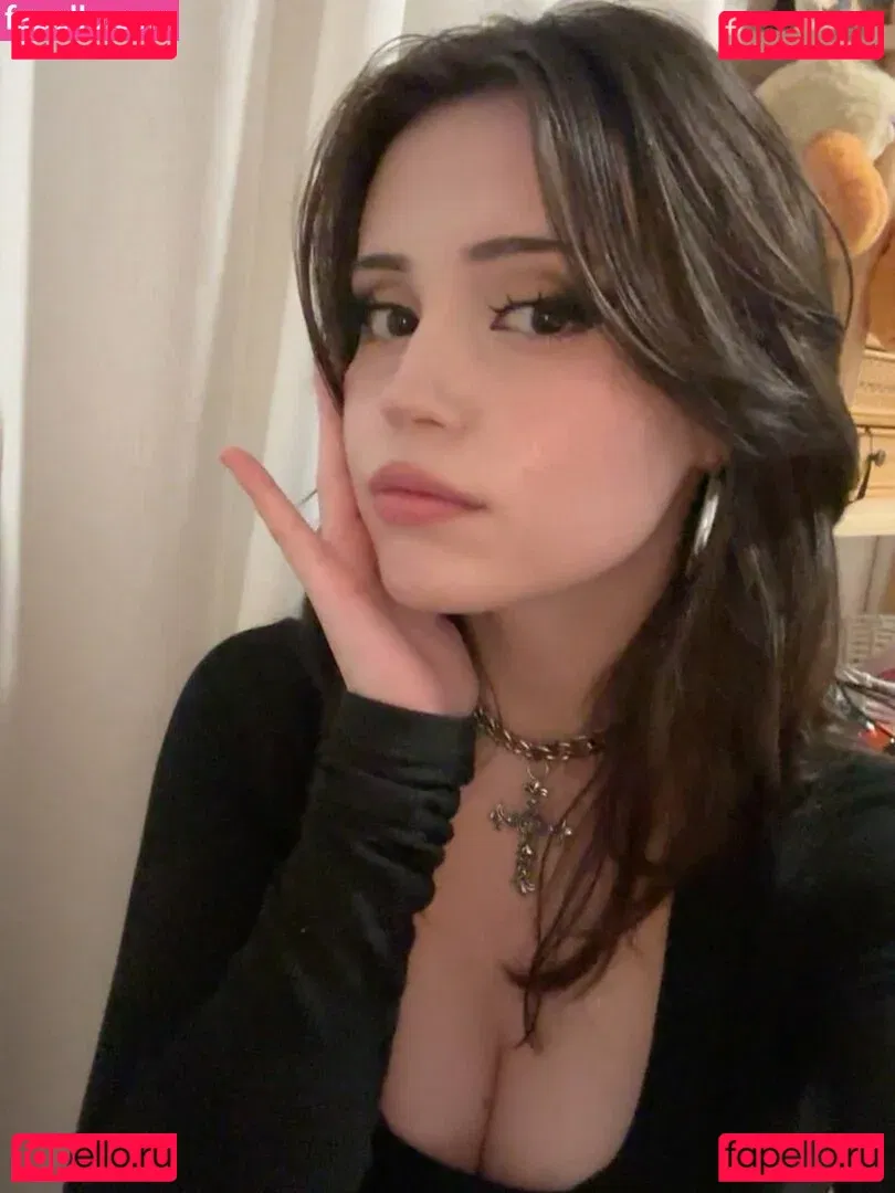 Mia Rodriguez Onlyfans Photo Gallery 