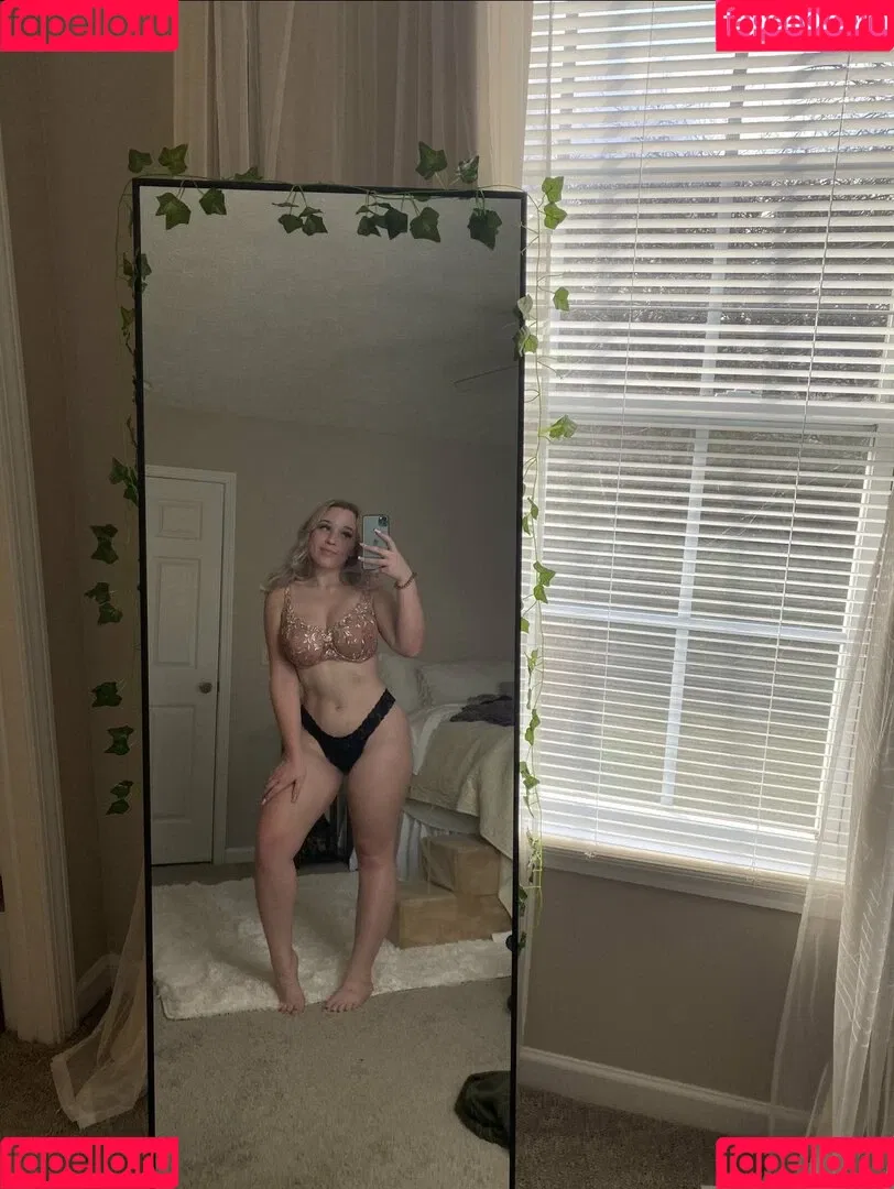 34gjessica Onlyfans Photo Gallery 