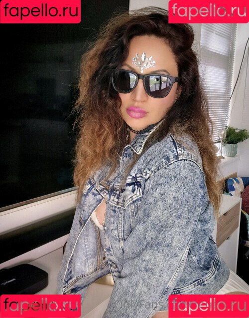 rebeccava Onlyfans Photo Gallery 