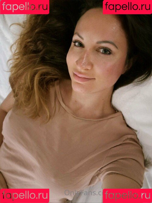 rebeccava Onlyfans Photo Gallery 