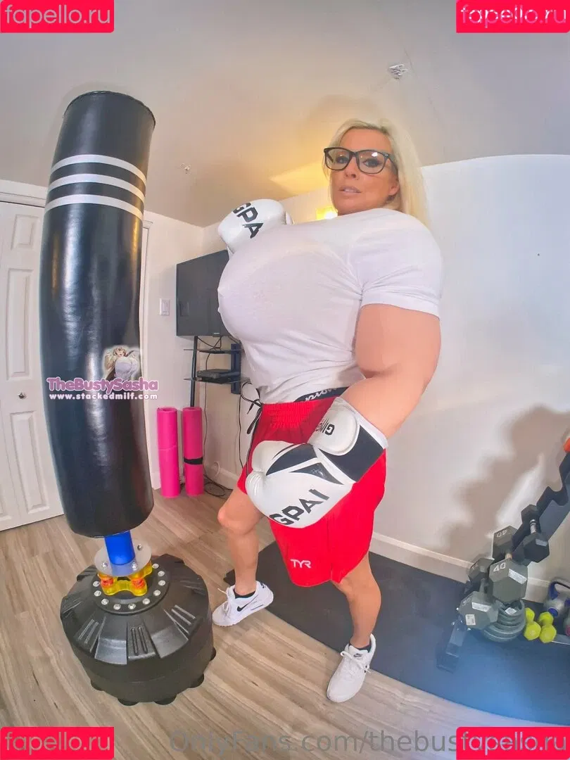 thebustysasha Onlyfans Photo Gallery 