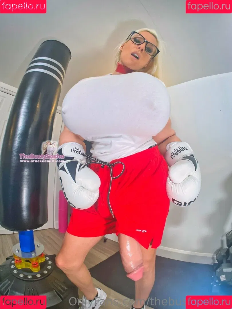 thebustysasha Onlyfans Photo Gallery 