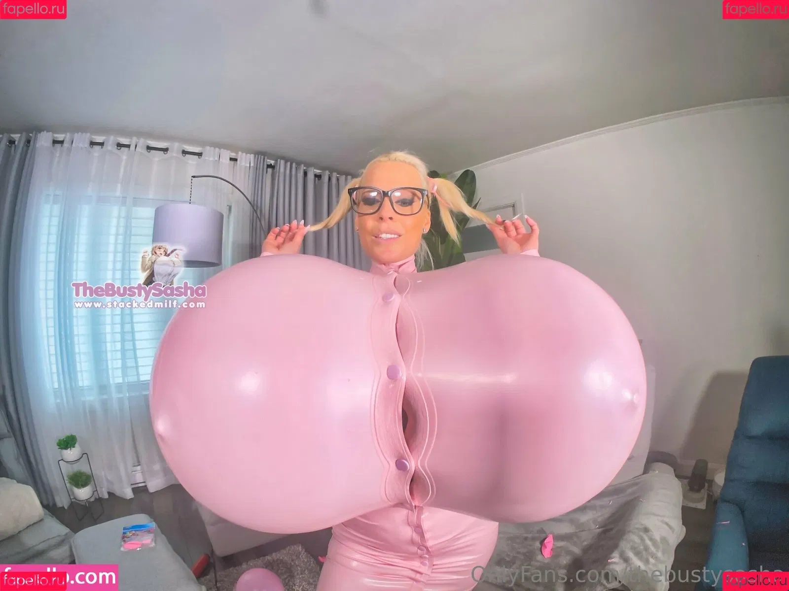 thebustysasha Onlyfans Photo Gallery 