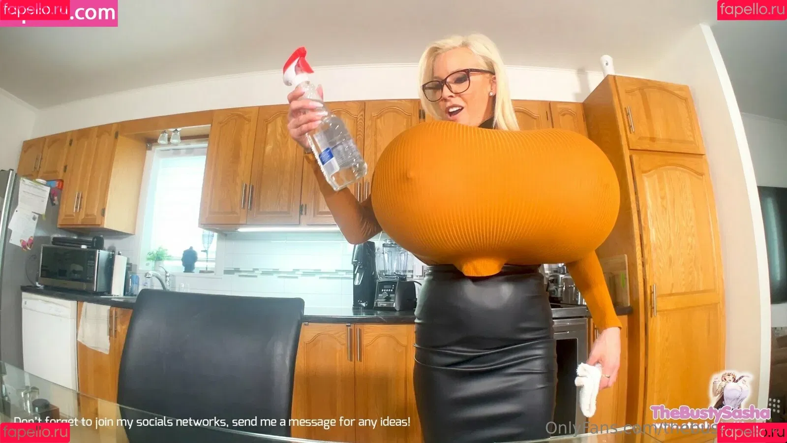 thebustysasha Onlyfans Photo Gallery 