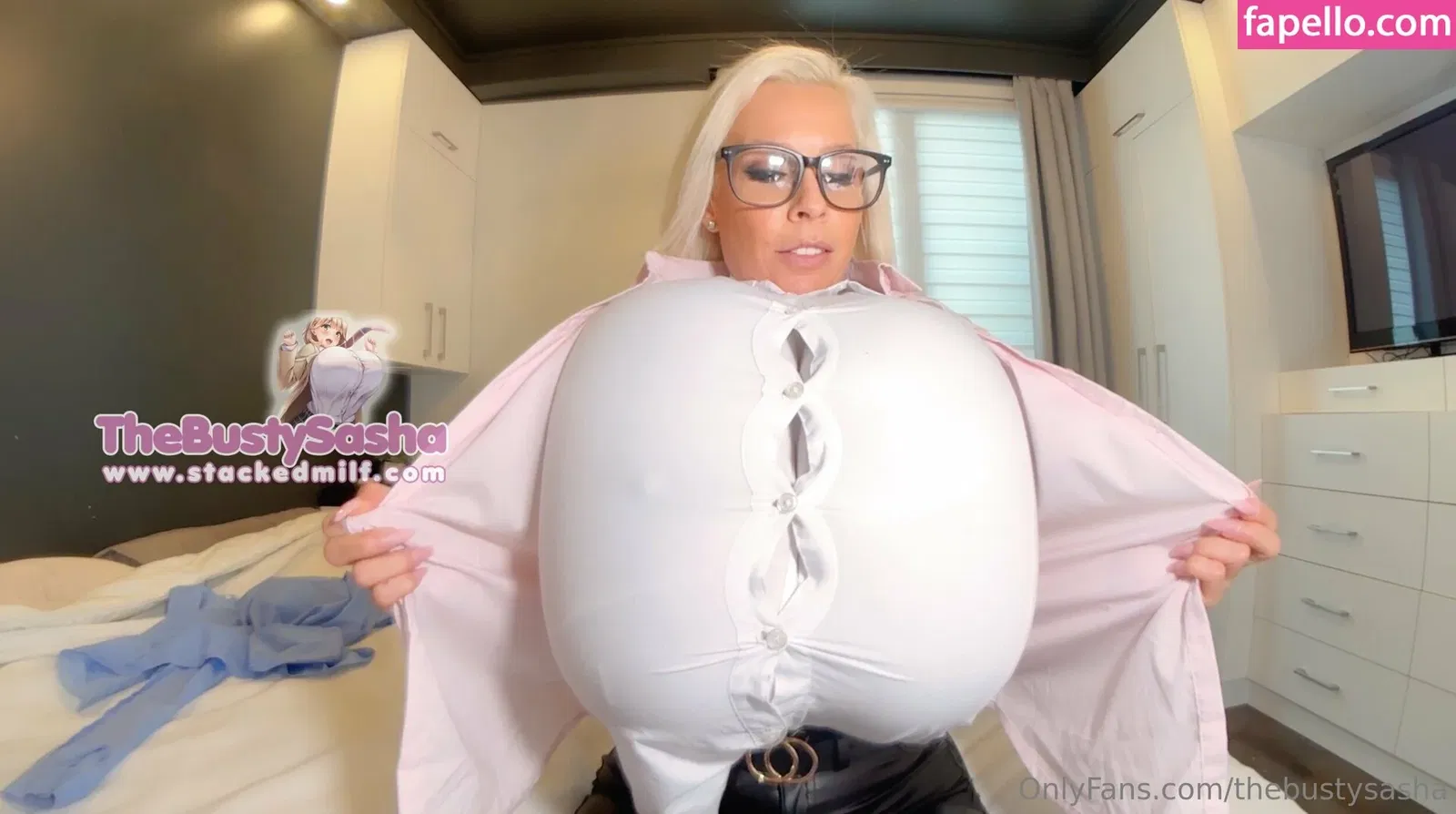 thebustysasha Onlyfans Photo Gallery 