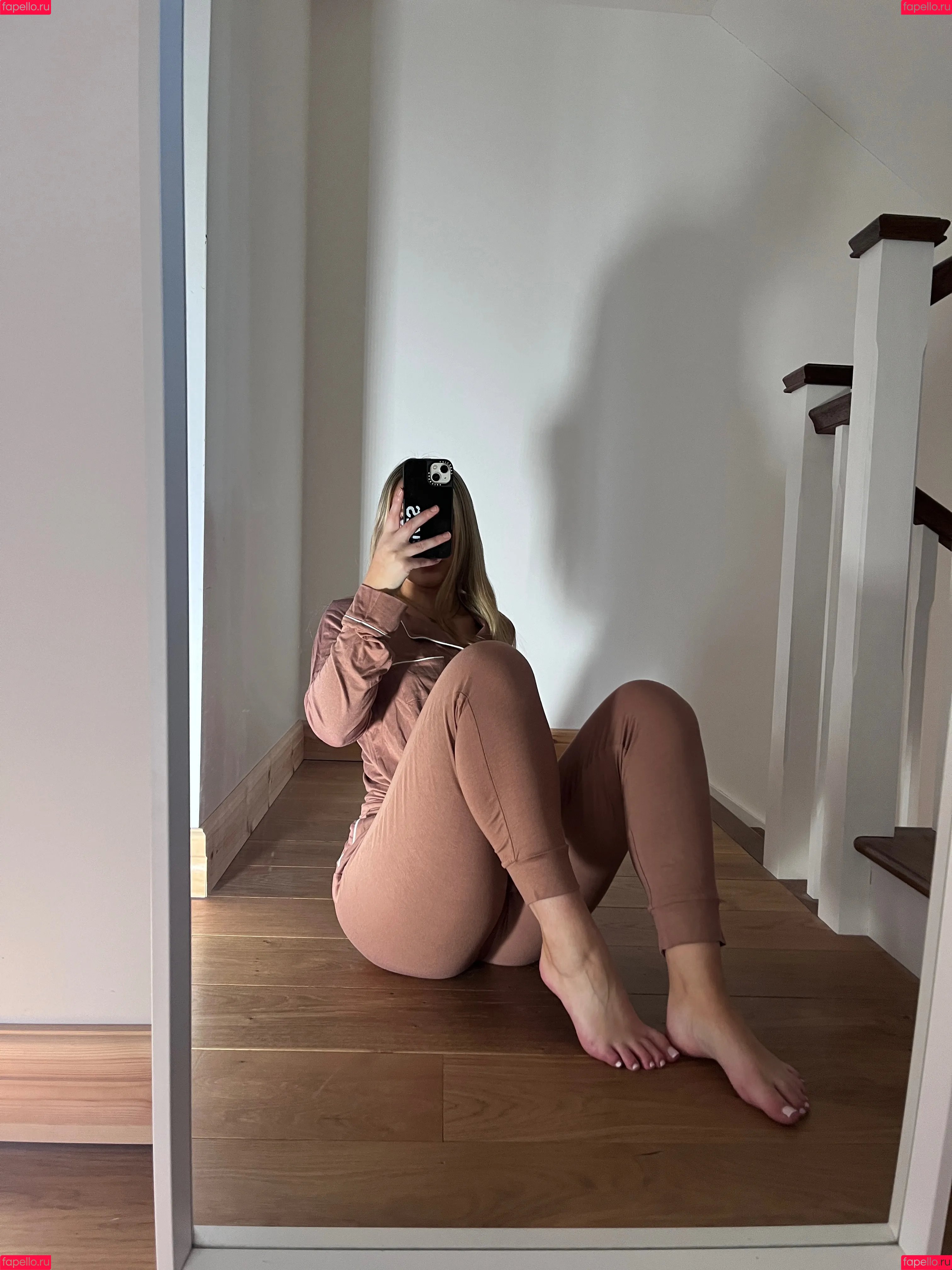 Evie Garbe Onlyfans Photo Gallery 