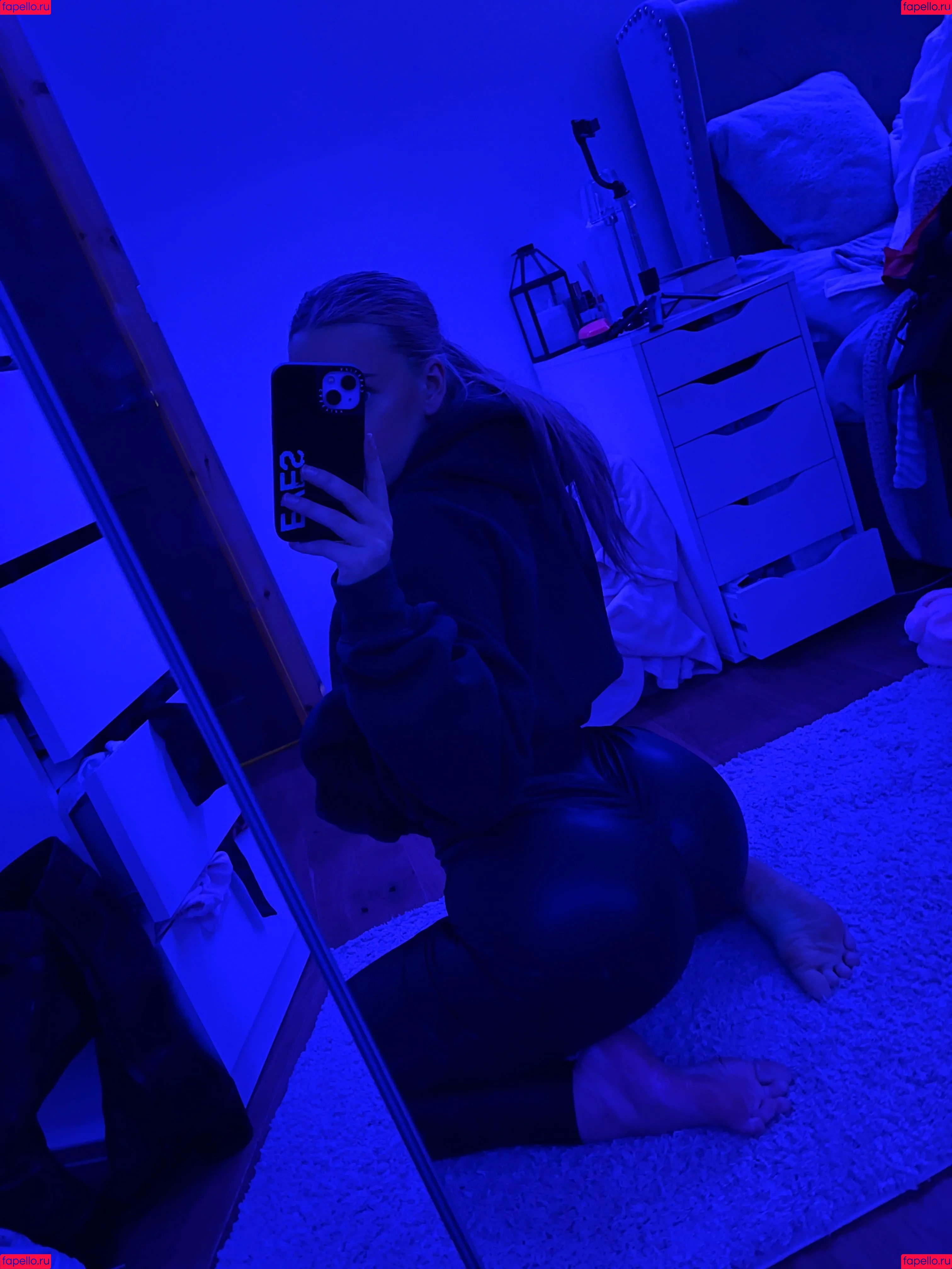 Evie Garbe Onlyfans Photo Gallery 