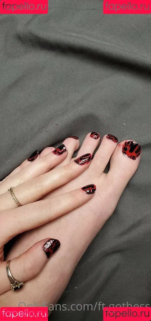 ft.gothess Onlyfans Photo Gallery 