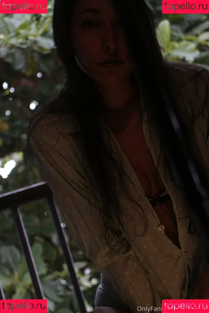 Bia Miyuki Onlyfans Photo Gallery 