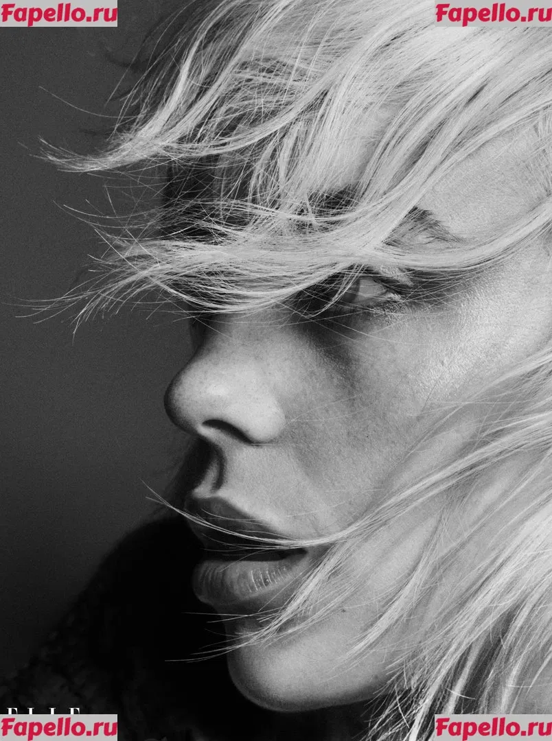 Billie Eilish Onlyfans Photo Gallery 