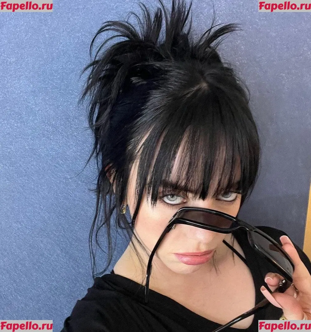 Billie Eilish Onlyfans Photo Gallery 