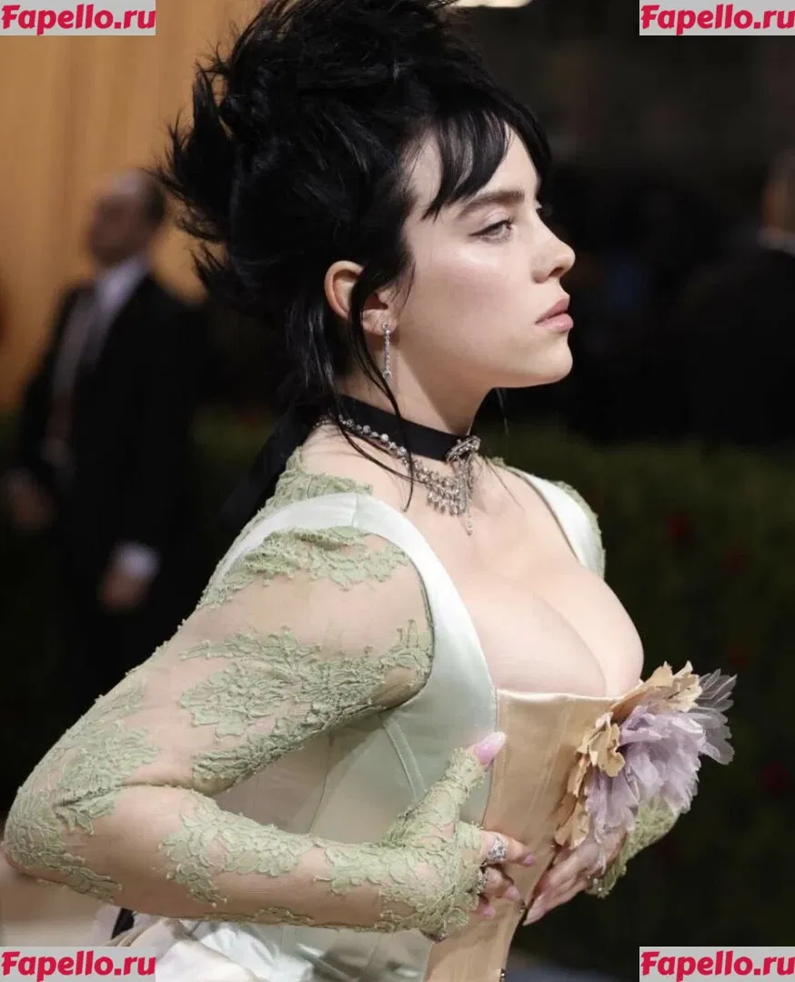 Billie Eilish Onlyfans Photo Gallery 