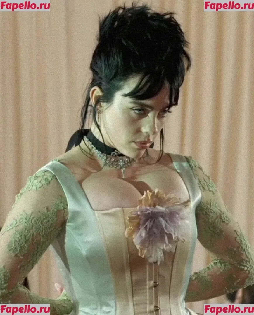 Billie Eilish Onlyfans Photo Gallery 