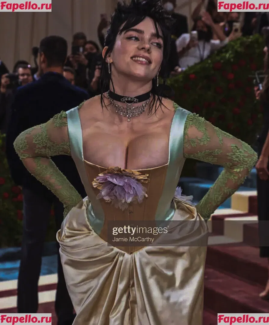 Billie Eilish Onlyfans Photo Gallery 