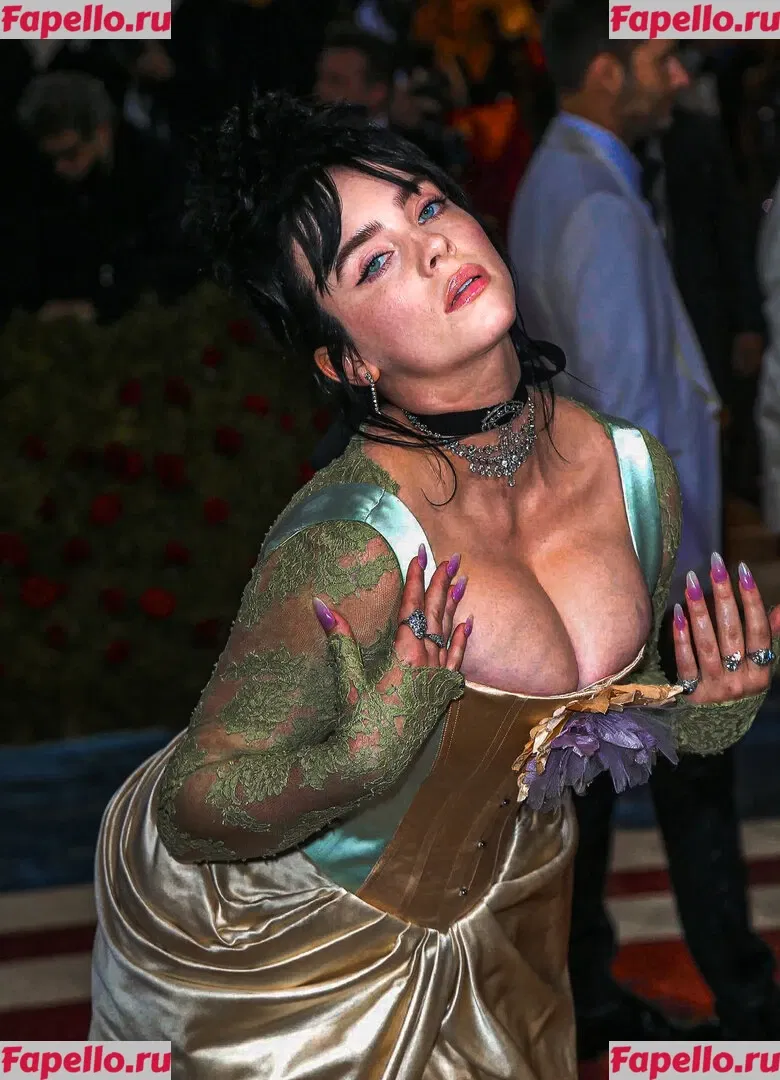 Billie Eilish Onlyfans Photo Gallery 