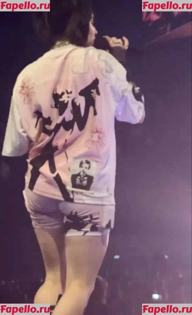 Billie Eilish Onlyfans Photo Gallery 