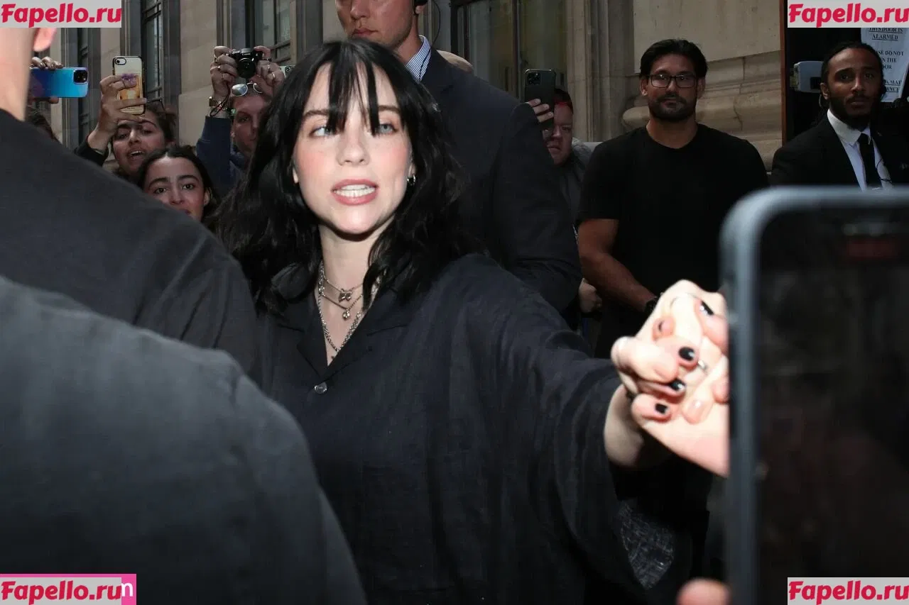 Billie Eilish Onlyfans Photo Gallery 