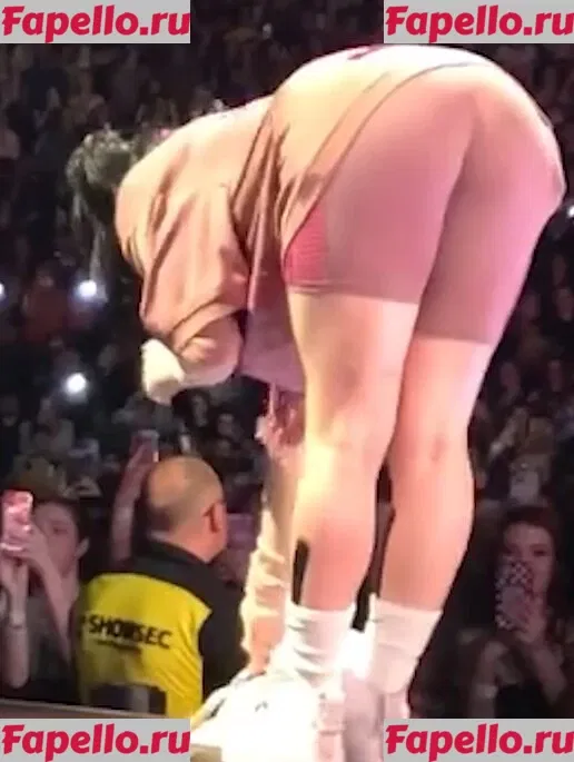 Billie Eilish Onlyfans Photo Gallery 
