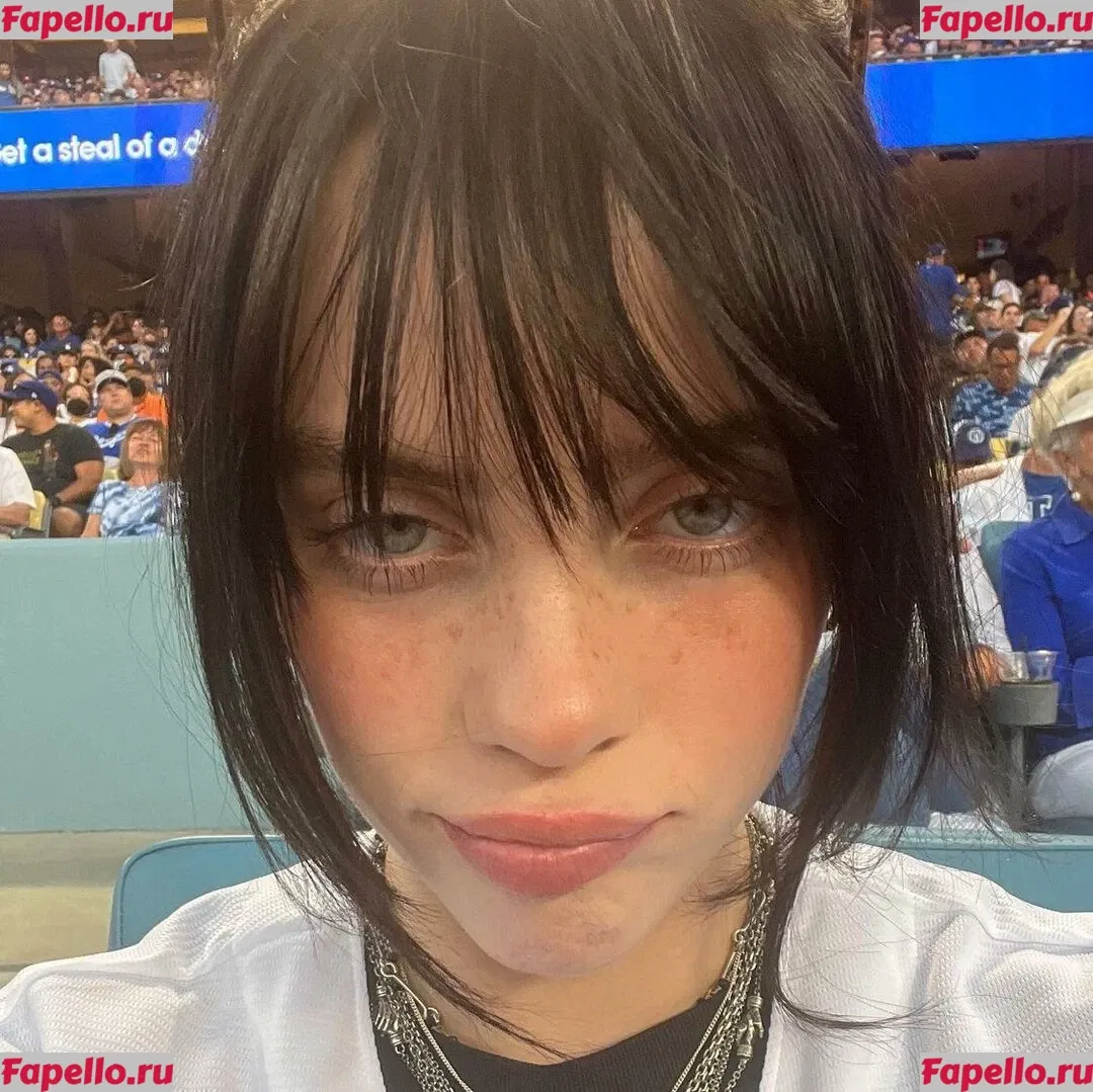 Billie Eilish Onlyfans Photo Gallery 