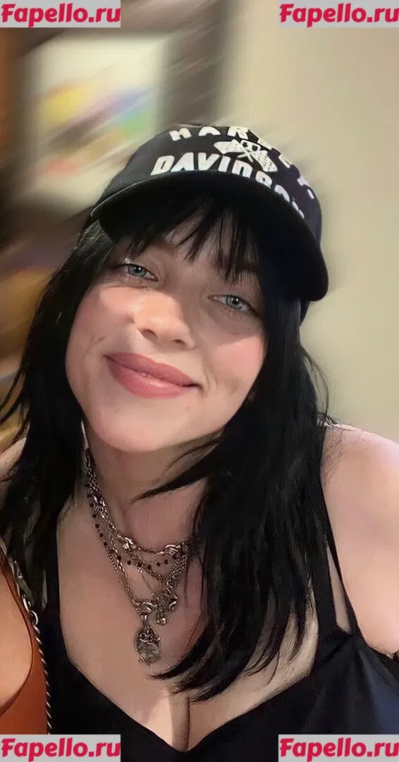 Billie Eilish Onlyfans Photo Gallery 