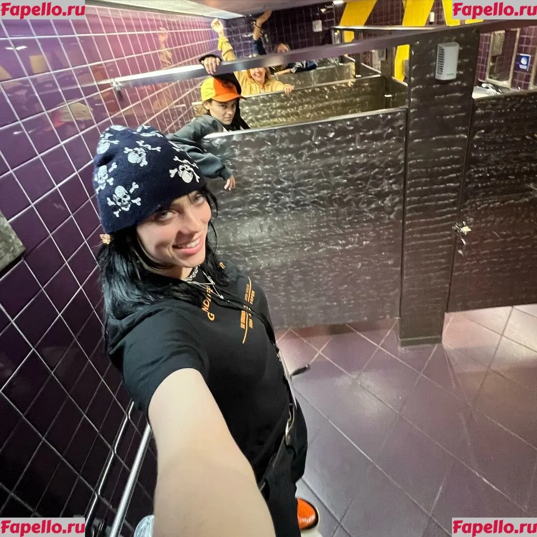 Billie Eilish Onlyfans Photo Gallery 
