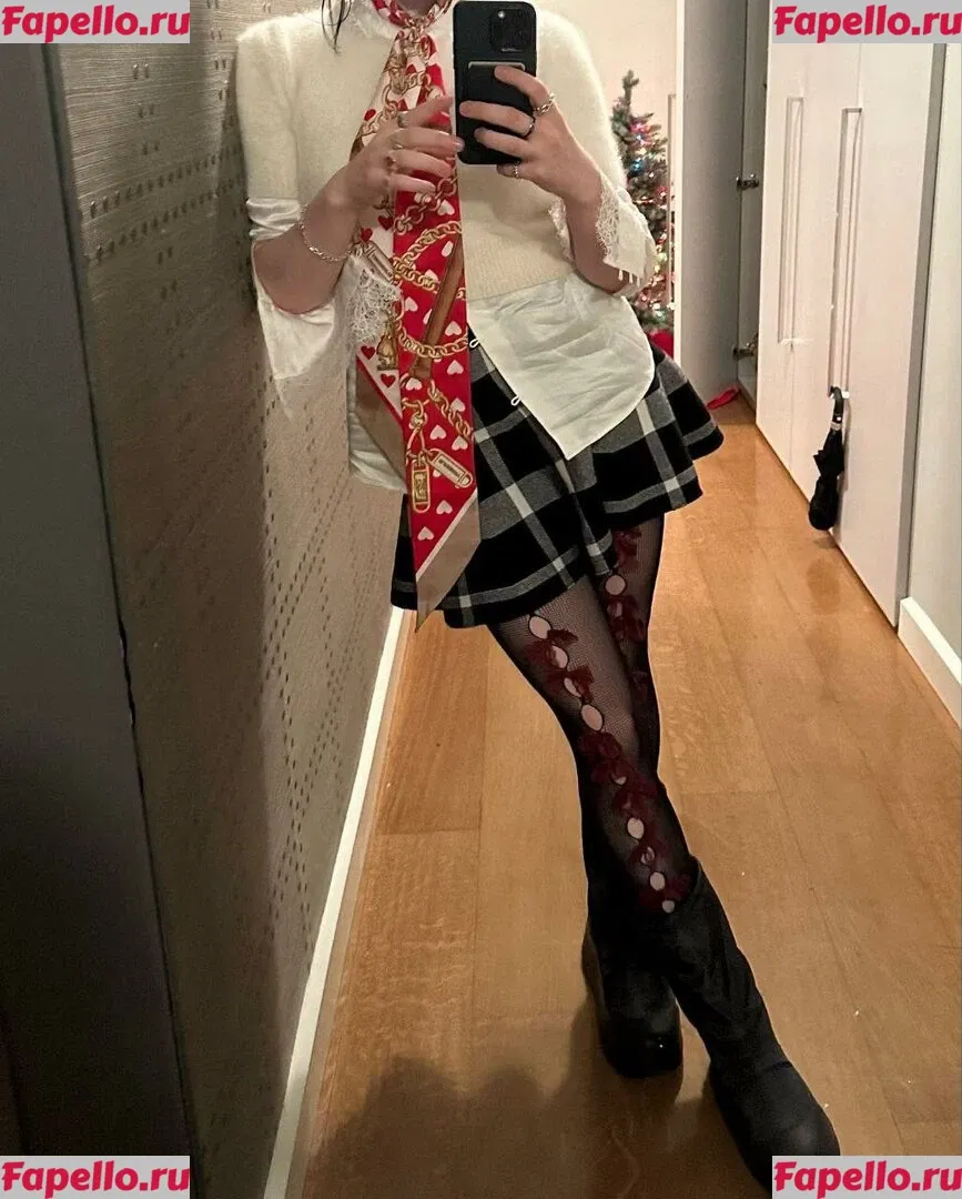 Billie Eilish Onlyfans Photo Gallery 