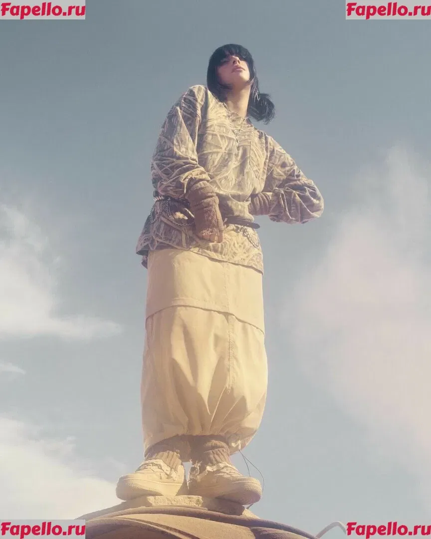 Billie Eilish Onlyfans Photo Gallery 