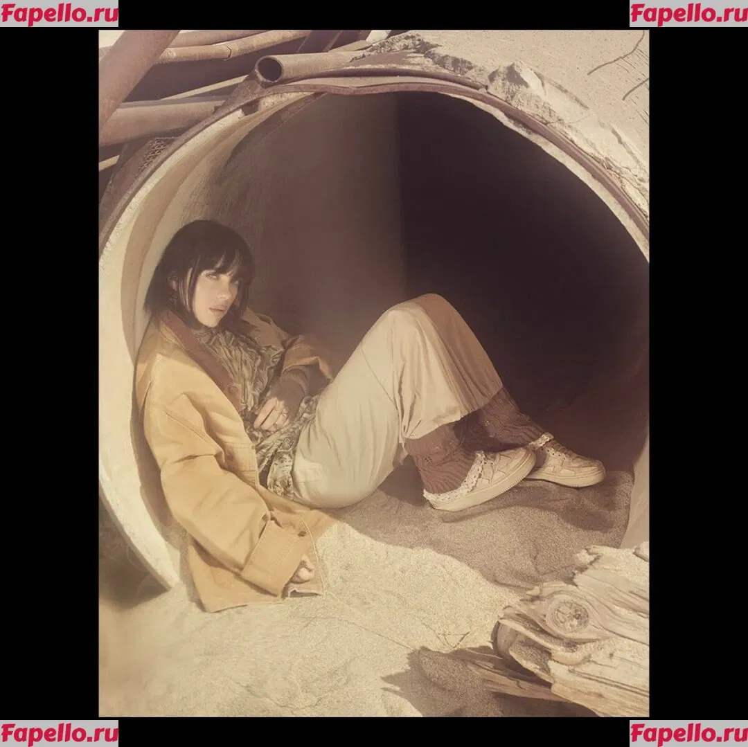 Billie Eilish Onlyfans Photo Gallery 