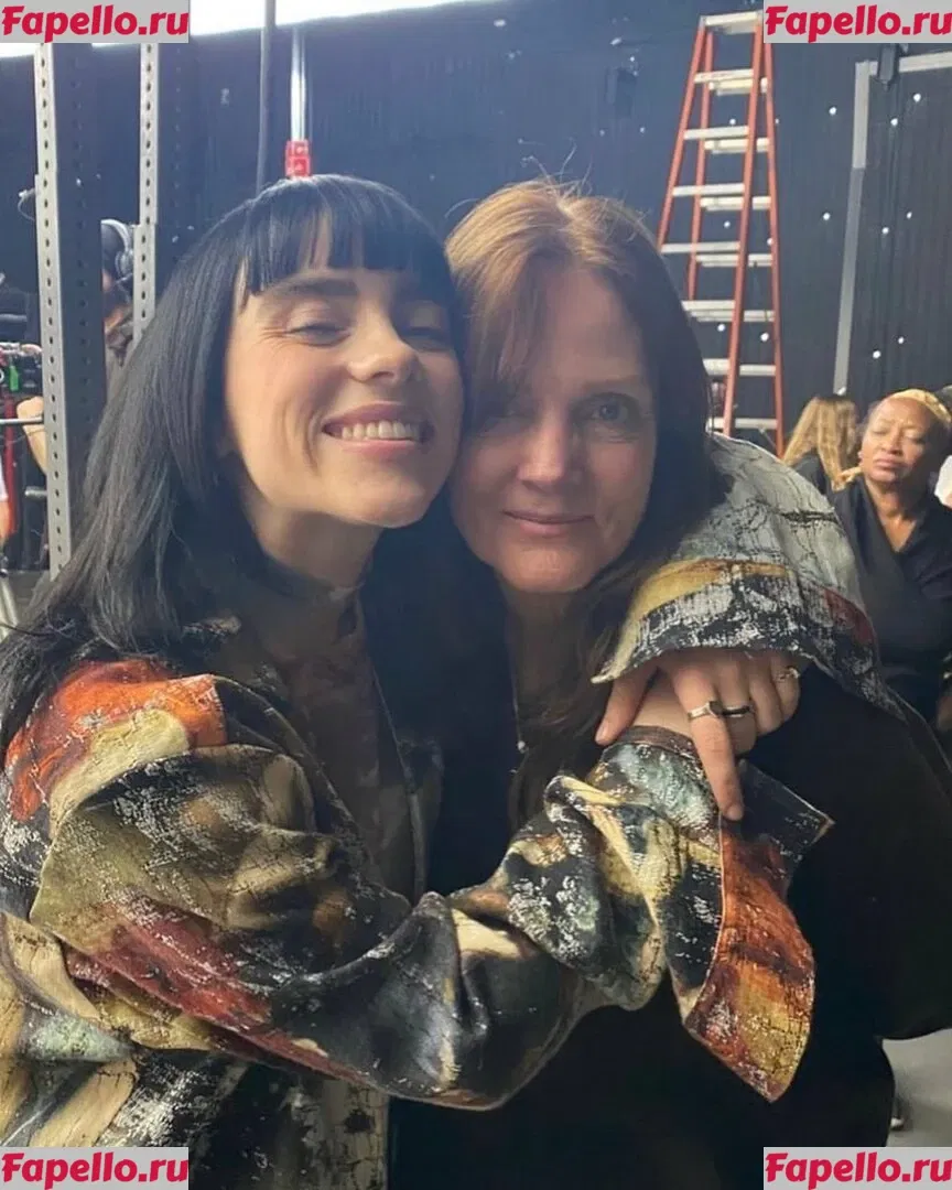 Billie Eilish Onlyfans Photo Gallery 