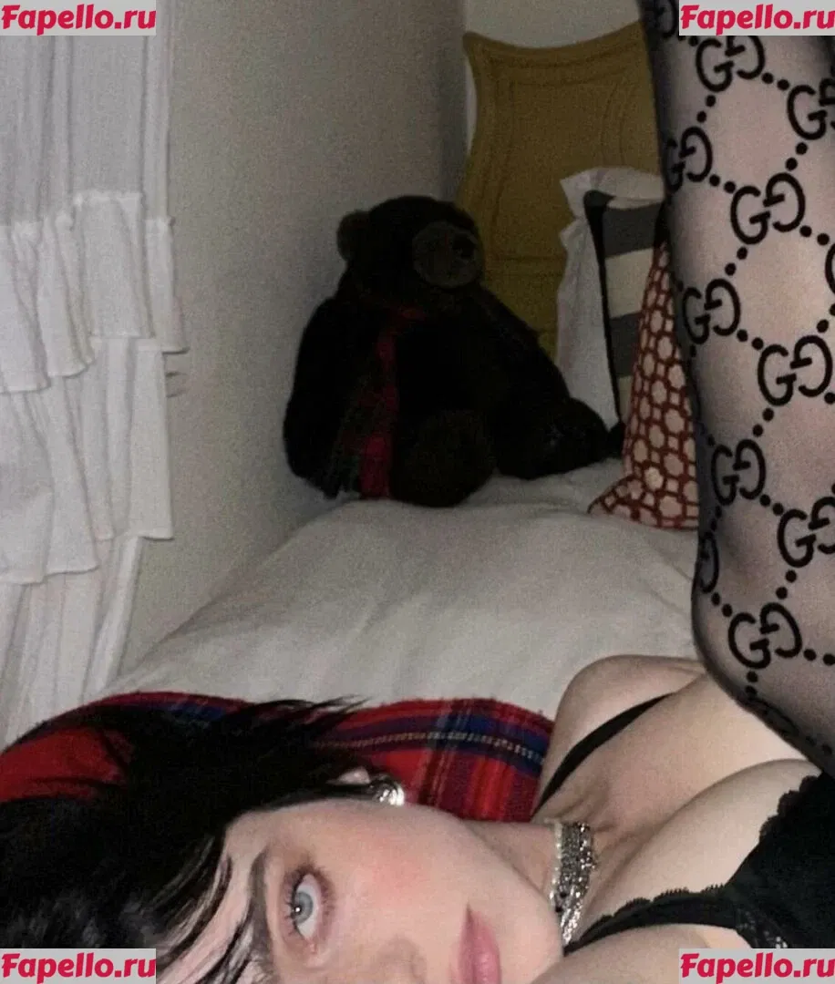 Billie Eilish Onlyfans Photo Gallery 