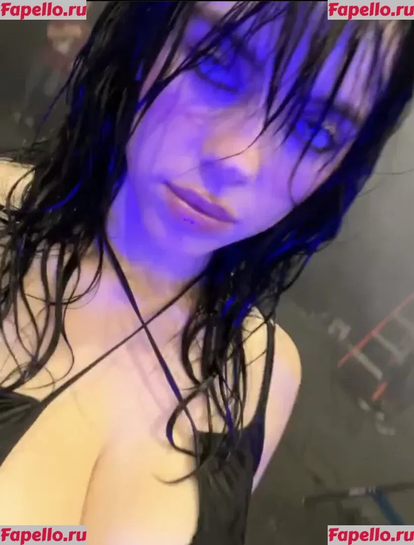 Billie Eilish Onlyfans Photo Gallery 