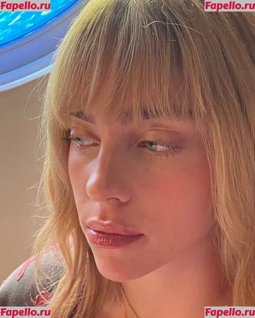 Billie Eilish Onlyfans Photo Gallery 