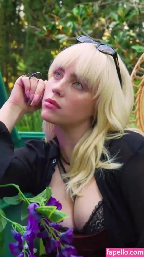 Billie Eilish Onlyfans Photo Gallery 