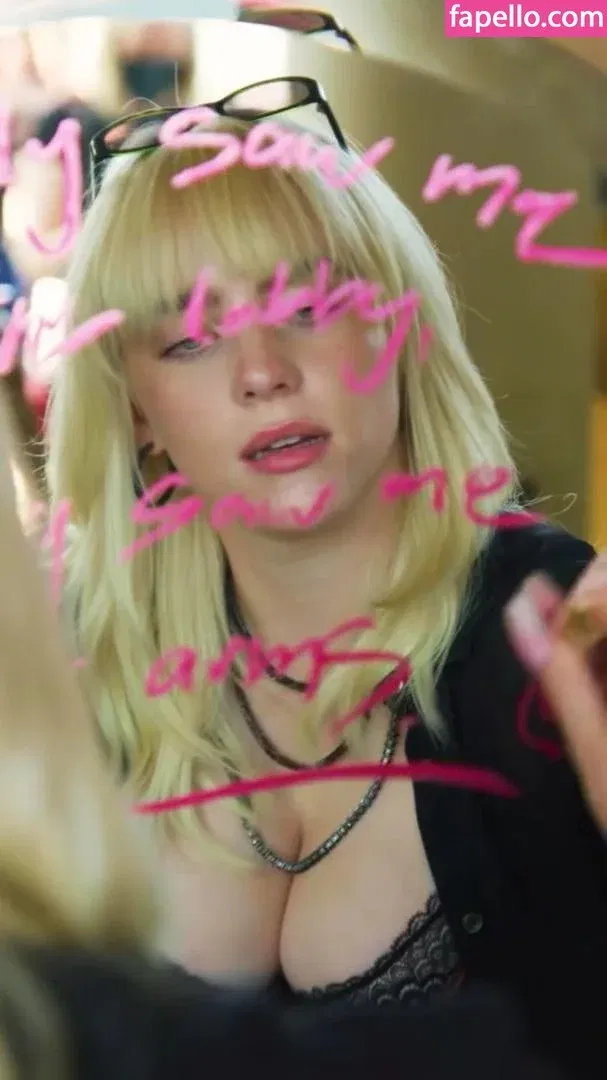 Billie Eilish Onlyfans Photo Gallery 