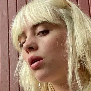 Billie Eilish Onlyfans Photo Gallery 