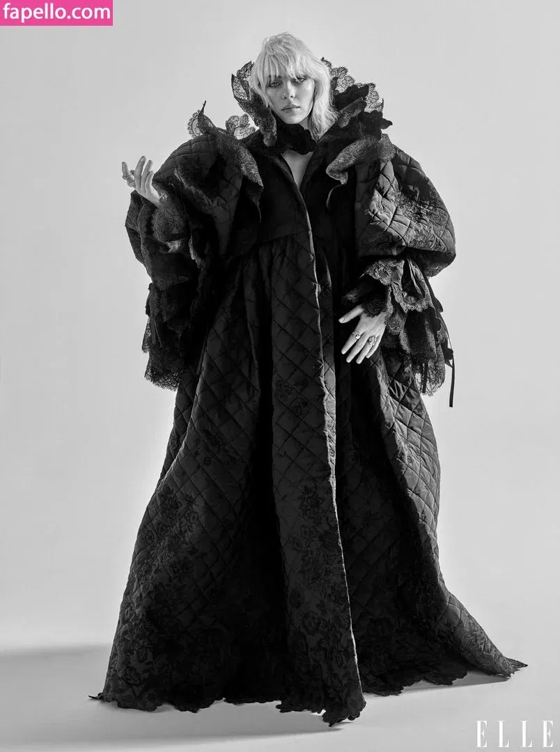 Billie Eilish Onlyfans Photo Gallery 