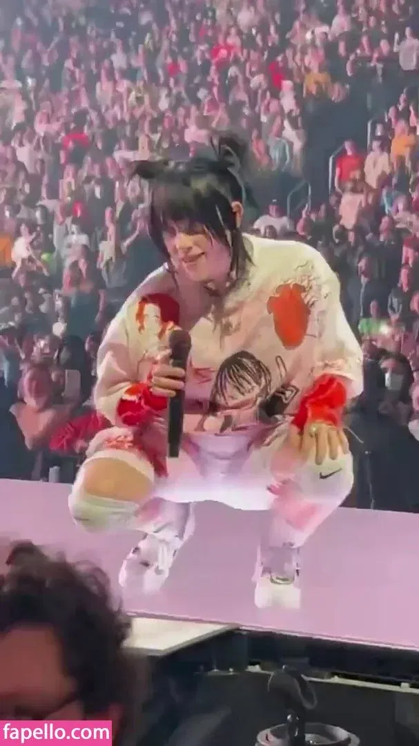 Billie Eilish Onlyfans Photo Gallery 