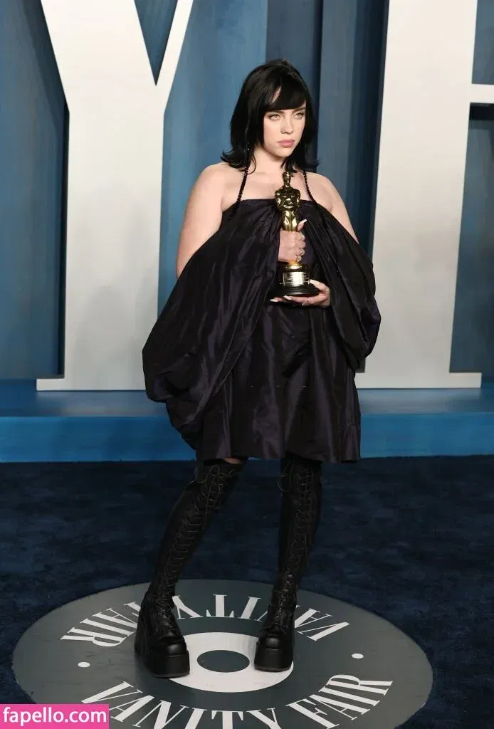 Billie Eilish Onlyfans Photo Gallery 