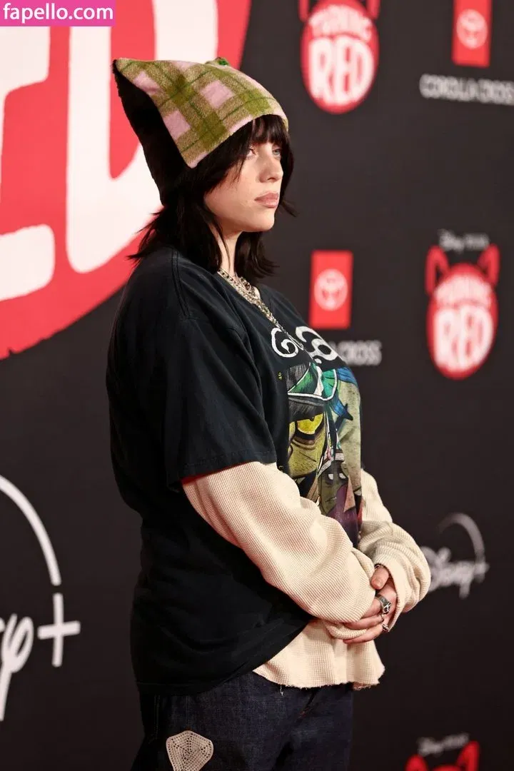 Billie Eilish Onlyfans Photo Gallery 