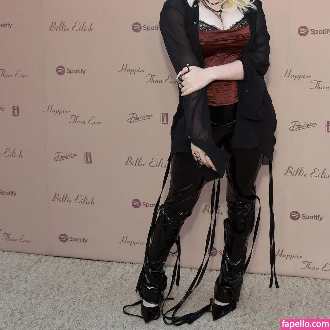 Billie Eilish Onlyfans Photo Gallery 