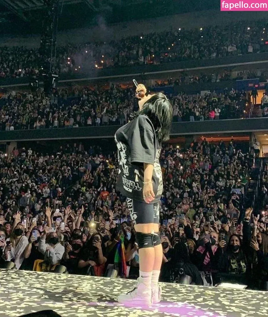 Billie Eilish Onlyfans Photo Gallery 