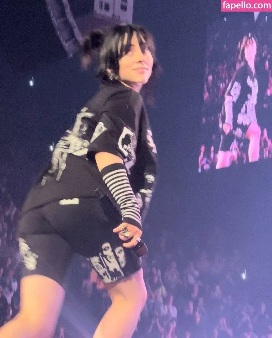 Billie Eilish Onlyfans Photo Gallery 