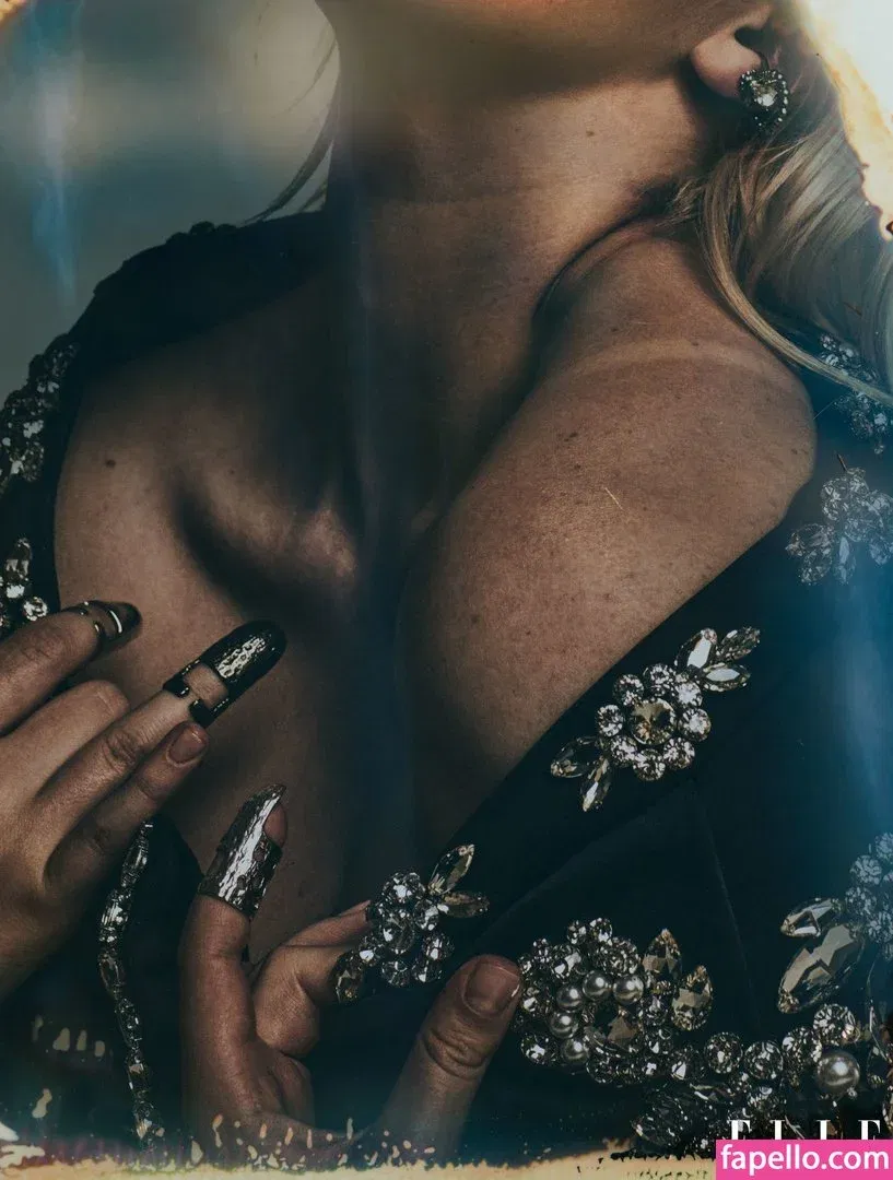 Billie Eilish Onlyfans Photo Gallery 