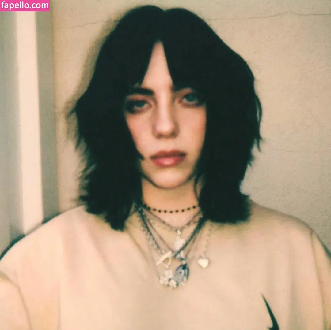 Billie Eilish Onlyfans Photo Gallery 