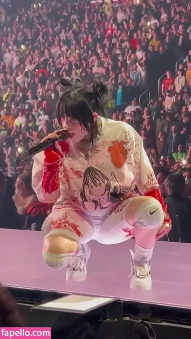 Billie Eilish Onlyfans Photo Gallery 