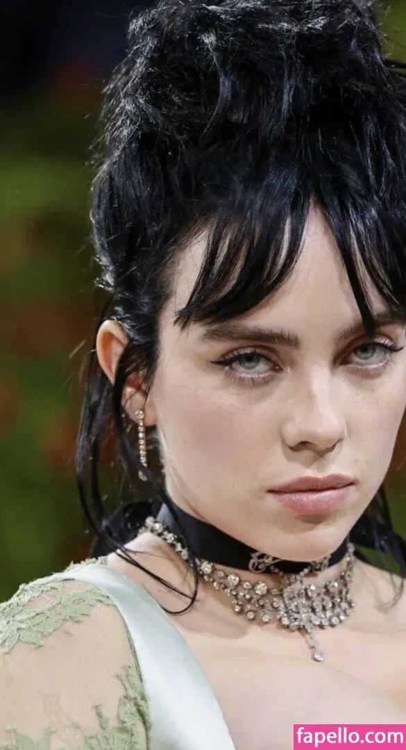 Billie Eilish Onlyfans Photo Gallery 